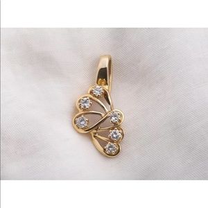 Yellow gold and diamond pendant